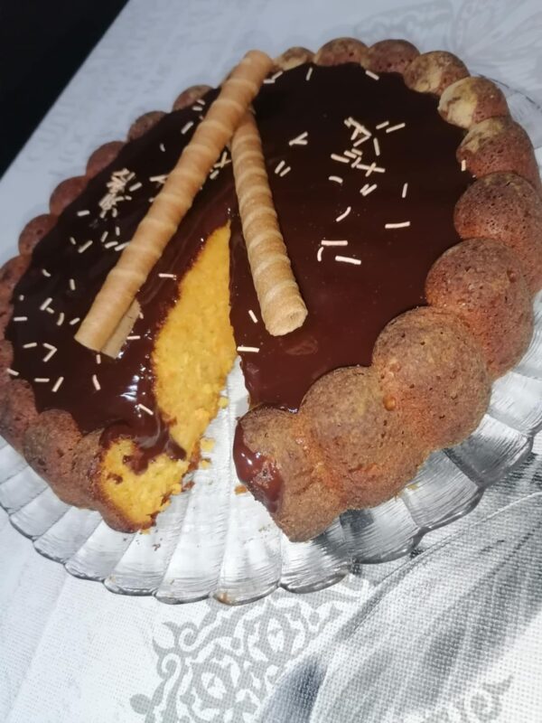 Bolo de cenoura com cobertura de chocolate - Image 3